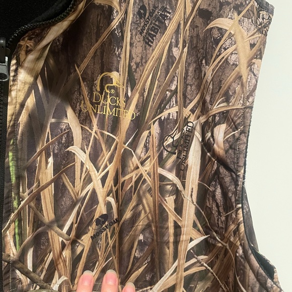 NWOT Ducks Unlimited Reversible Vest, black fleece, shadow grass habitat, XXXL - Picture 4 of 8